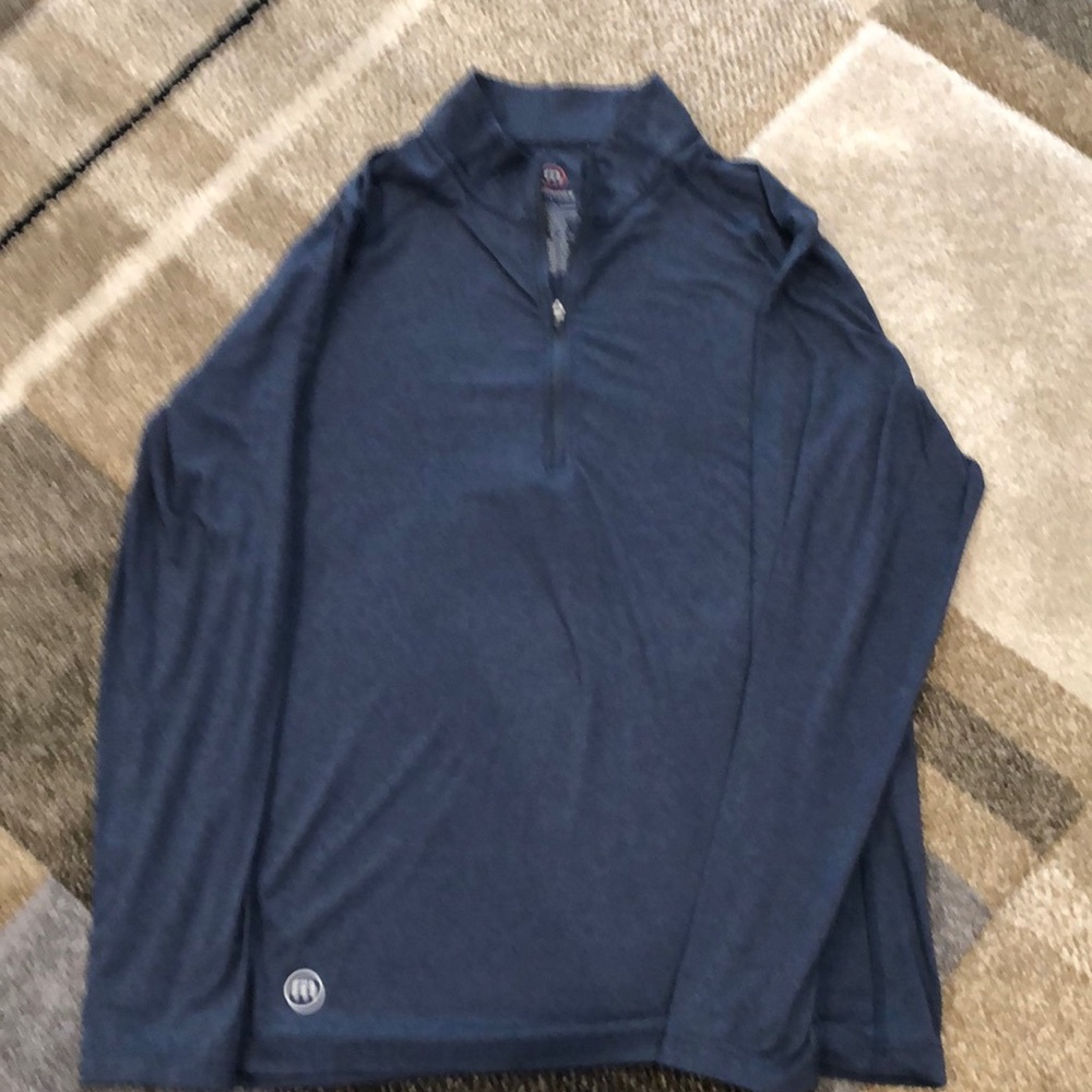 Navy blue Travis Matthew lightweight 1/4 zip sweater
